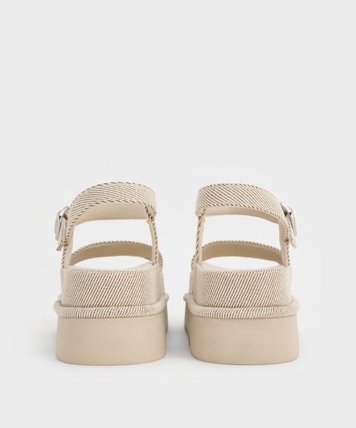 CHARLES & KEITH(チャールズ & キース)の「ツイル フラットフォームアンクルストラップサンダル(サンダル・レディース・ベージュ/ブラック/マルチ・26.5cm/25.5cm/24.5cm/23.5cm/23cm/22.5cm/25cm)」の11枚目の写真