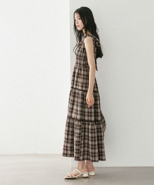 Heather(ヘザー)の「オンブレチェックリボンキャミワンピース 572786(ワンピース・レディース・ブラウン系/ネイビー系/ブラック系・FREE)」の6枚目の写真