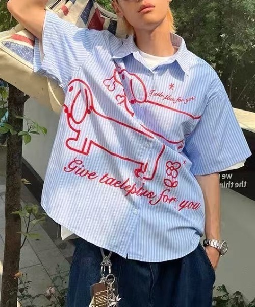 FreeZone（フリーゾーン）の「ドッグプリントストライプオーバーシャツ