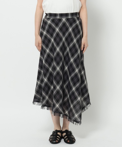 LOWRYS FARM（ローリーズファーム）の「オンブレチェックイレヘムスカート　 576761（スカート・レディース・チャコールグレー/レッド・FREE）」の13枚目の写真