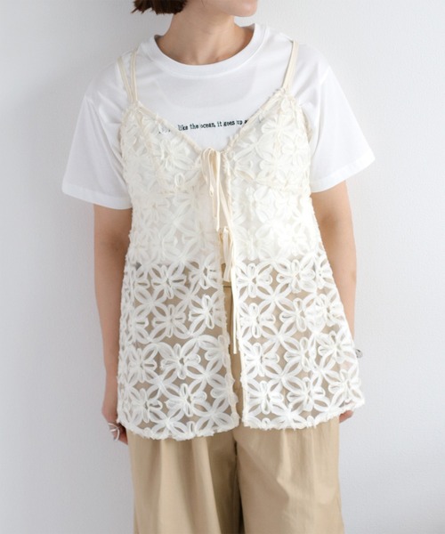 cepo（セポ）の「チュール刺繍 花柄シアービスチェ（キャミソール・レディース・ブラック/オフホワイト・M）」の11枚目の写真