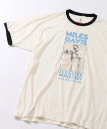 JOURNAL STANDARD relume（ジャーナルスタンダード　レリューム）の「BLUESCENTRIC 別注 リンガーT ”MILES DAVIS NEW YORK CITY”（Tシャツ/カットソー・メンズ）」
