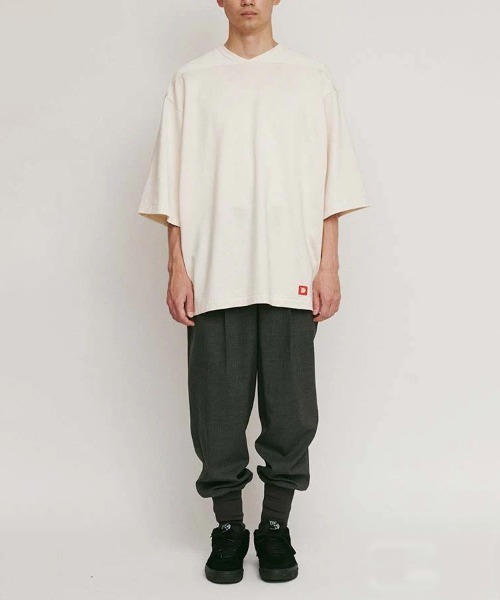 DIGAWEL（ディガウェル）の「DIGAWEL football T-shirt（Tシャツ/カットソー・メンズ・グレー系その他/ホワイト・3/2）」の20枚目の写真
