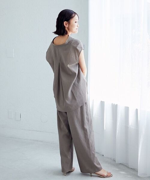 le.coeur blanc（ルクールブラン）の「ベルト付きリネンライクワイドパンツ（その他パンツ・レディース・モカ/チャコールグレー・38）」の8枚目の写真