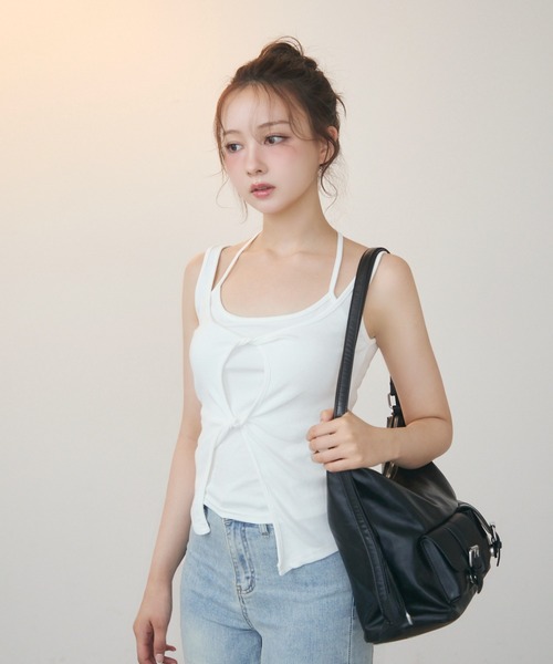 TITTY&CO.(ティティーアンドコー)の「レイヤード風デザインタンクトップ(タンクトップ・レディース・ホワイト/ピンク/チャコールグレー/グレー・FREE)」の2枚目の写真