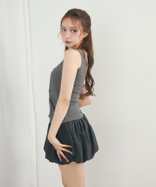 TITTY&CO.(ティティーアンドコー)の「レイヤード風デザインタンクトップ(タンクトップ・レディース・ホワイト/ピンク/チャコールグレー/グレー・FREE)」の13枚目の写真