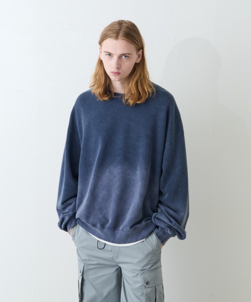 Lui's（ルイス）の「【Neucon/ニューコン】グラデーションブリーチオーバースウェットプルオーバー（スウェット・メンズ・ネイビー/ブラック・2/1）」の15枚目の写真