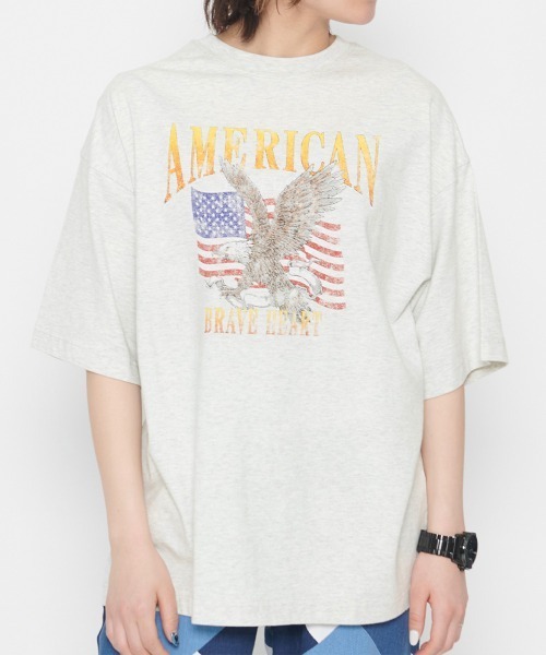 spiritoso(スピリトーゾ)の「【spiritoso】AMERICANプリント ピグメントTシャツ(Tシャツ/カットソー・レディース・ベビーピンク/カーキ/ライトグレー・FREE)」の2枚目の写真