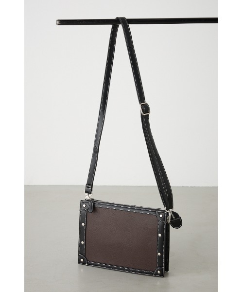 AZUL by moussy（アズールバイマウジー）の「スタッズクラッチバッグ（ショルダーバッグ・メンズ・ブラウン/ブラック・FREE）」の18枚目の写真