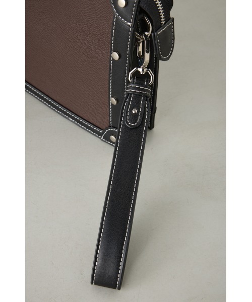 AZUL by moussy（アズールバイマウジー）の「スタッズクラッチバッグ（ショルダーバッグ・メンズ・ブラウン/ブラック・FREE）」の20枚目の写真