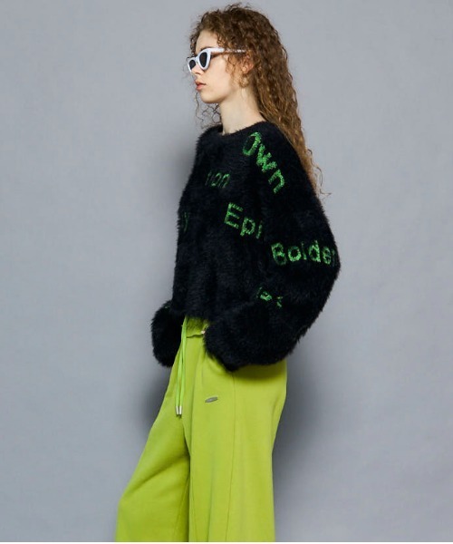 MAISON SPECIAL(メゾンスペシャル)の「Shaggy Logo Knit Tops/シャギーロゴニット(ニット/セーター・レディース・ブルー/オレンジ/ブラック・FREE)」の9枚目の写真
