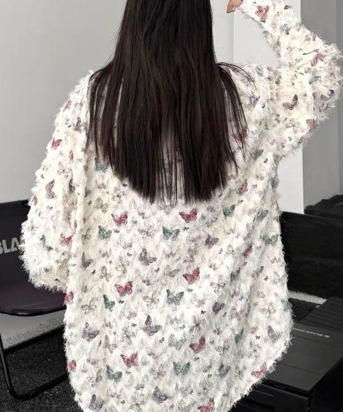 CANVAS+（キャンバスプラス）の「【CANVAS+】バタフライプリントシアーシャツ（シャツ/ブラウス・レディース・ホワイト・M）」の8枚目の写真