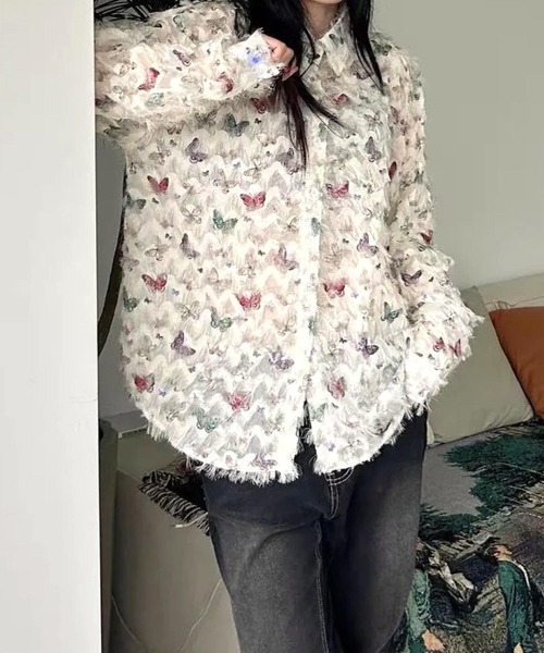 CANVAS+（キャンバスプラス）の「【CANVAS+】バタフライプリントシアーシャツ（シャツ/ブラウス・レディース・ホワイト・M）」の10枚目の写真