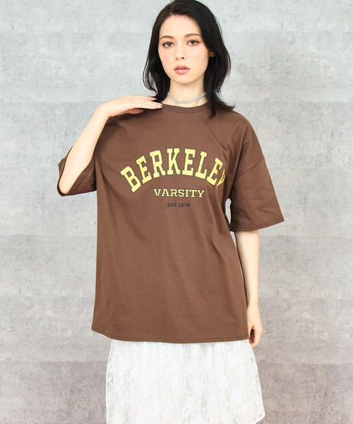 ANAP(アナップ)の「かすれ カレッジ プリント Tシャツ(Tシャツ/カットソー・レディース・ブラウン/ホワイト/ライトグレー・FREE)」の3枚目の写真