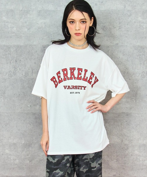 ANAP(アナップ)の「かすれ カレッジ プリント Tシャツ(Tシャツ/カットソー・レディース・ブラウン/ホワイト/ライトグレー・FREE)」の1枚目の写真