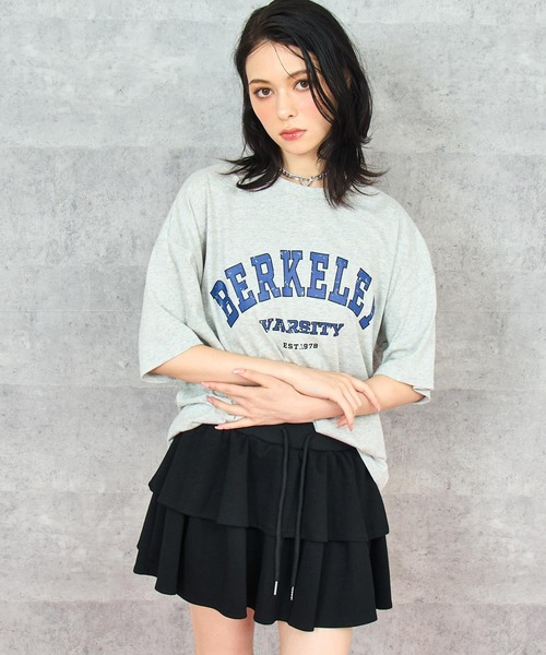 ANAP(アナップ)の「かすれ カレッジ プリント Tシャツ(Tシャツ/カットソー・レディース・ブラウン/ホワイト/ライトグレー・FREE)」の2枚目の写真