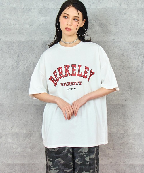 ANAP(アナップ)の「かすれ カレッジ プリント Tシャツ(Tシャツ/カットソー・レディース・ブラウン/ホワイト/ライトグレー・FREE)」の4枚目の写真