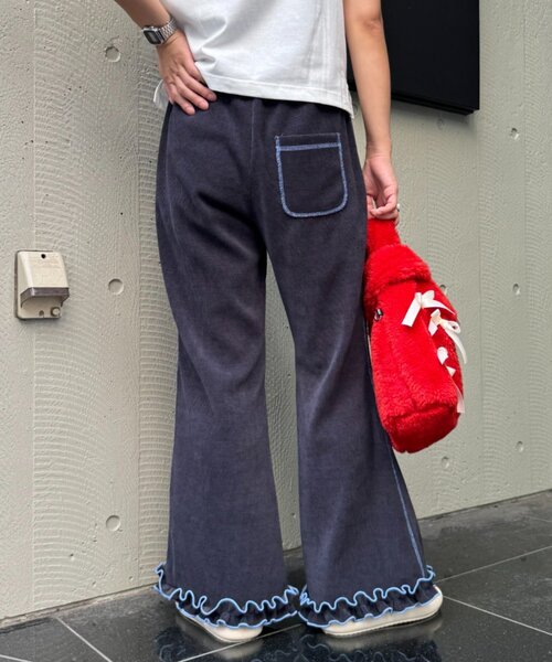 HELLO.SANFRANCISCO(ハローサンフランシスコ)の「【HELLO.SANFRANCISCO/ハローサンフランシスコ】コーデュロイ裾フリルフレアパンツ(スウェットパンツ・レディース・グリーン/ブラウン/ブラック/アイボリー・MEDIUM/SMALL)」の20枚目の写真