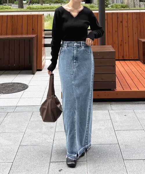 Thevon(ゼボン)の「カットオフデニムナロースカート(スカート・レディース・ブルー/ブラック・S/M)」の18枚目の写真