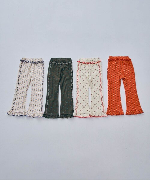 p.premier(ピードットプルミエ)の「【ジュニア対応】総柄ストレッチワッフル裾フリルフレアパンツ(その他パンツ・キッズ・ブラック/サックスブルー/ピンク/レッド・80/90/100/110/120/130/140)」の13枚目の写真