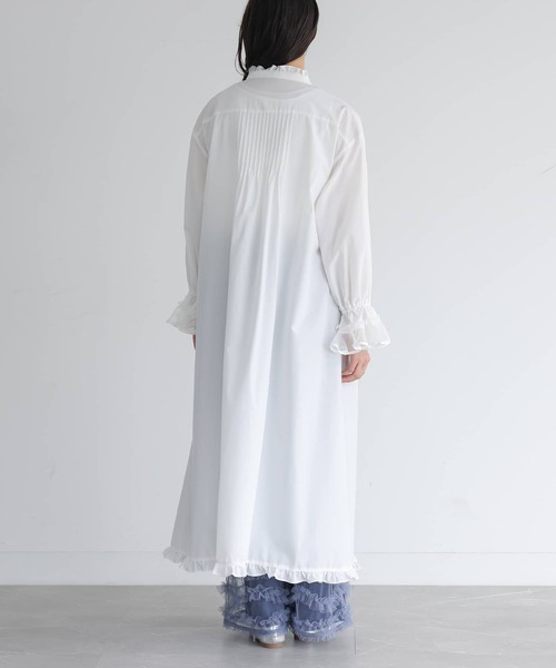 somari imagination(ソマリ イマジネーション)の「チュールプリーツシャツワンピース(シャツワンピース・レディース・オフホワイト/ブラック・1/2)」の21枚目の写真