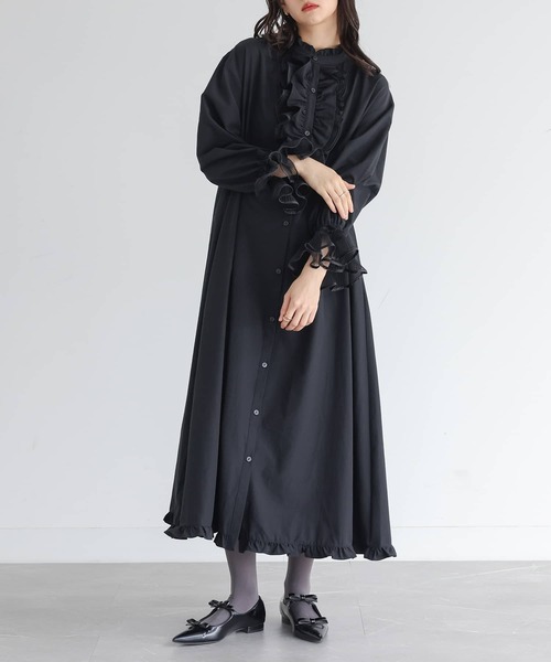 somari imagination(ソマリ イマジネーション)の「チュールプリーツシャツワンピース(シャツワンピース・レディース・オフホワイト/ブラック・1/2)」の9枚目の写真