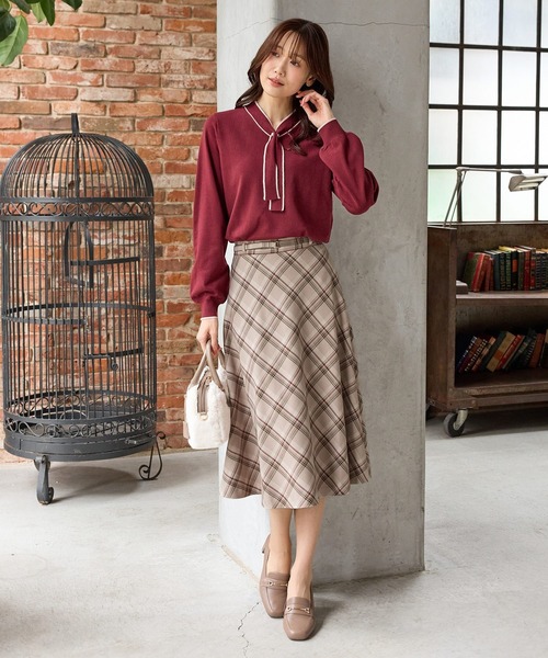 Honeys(ハニーズ)の「チェック柄フレアスカート(スカート・レディース・レッド系その他/ベージュ系その他/ネイビー系・L/LL/M/S)」の4枚目の写真