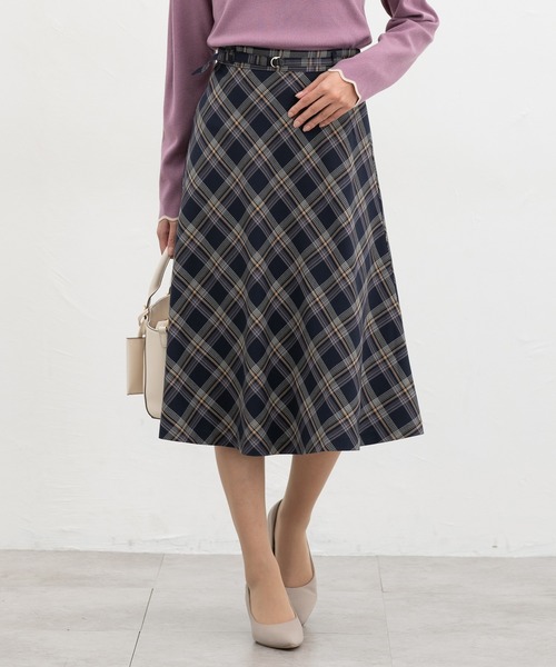 Honeys(ハニーズ)の「チェック柄フレアスカート(スカート・レディース・レッド系その他/ベージュ系その他/ネイビー系・L/LL/M/S)」の13枚目の写真