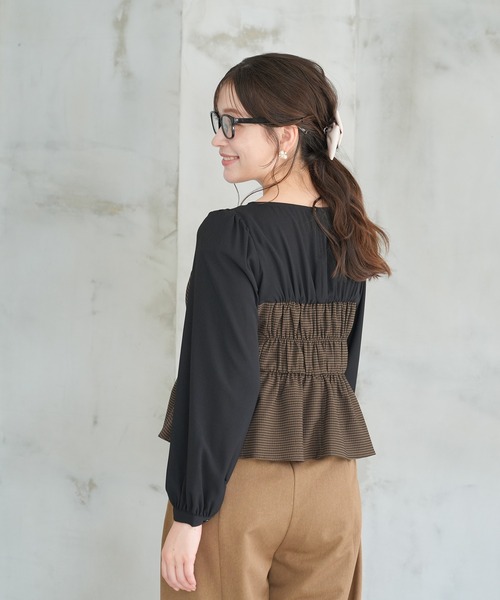 ASTORIA ODIER(アストリアオディール)の「ツイストリボンドッキングブラウス(シャツ/ブラウス・レディース・ブラック/ブラウン/グレー・MEDIUM)」の19枚目の写真