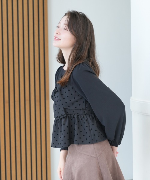 ASTORIA ODIER(アストリアオディール)の「ツイストリボンドッキングブラウス(シャツ/ブラウス・レディース・ブラック/ブラウン/グレー・MEDIUM)」の22枚目の写真