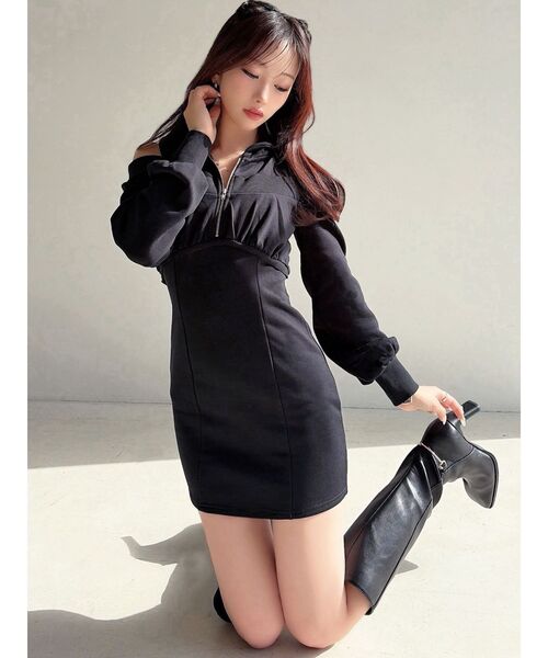 RESEXXY（リゼクシー）の「レイヤードフーディミニワンピース（ワンピース・レディース・ブラック/ライトグレー/チャコールグレー・FREE）」の4枚目の写真