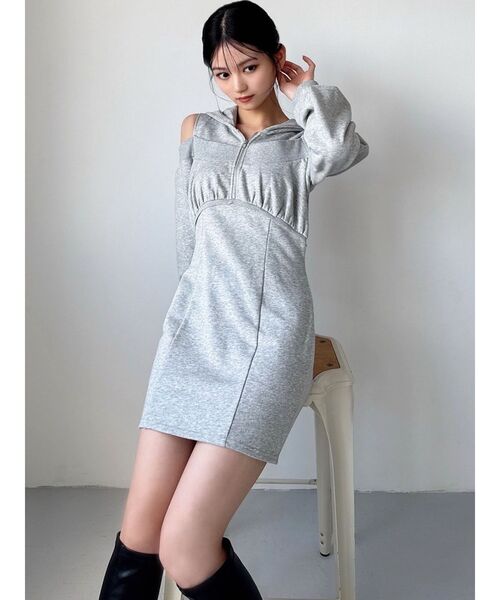 RESEXXY（リゼクシー）の「レイヤードフーディミニワンピース（ワンピース・レディース・ブラック/ライトグレー/チャコールグレー・FREE）」の15枚目の写真