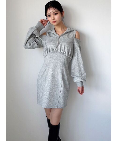 RESEXXY（リゼクシー）の「レイヤードフーディミニワンピース（ワンピース・レディース・ブラック/ライトグレー/チャコールグレー・FREE）」の17枚目の写真