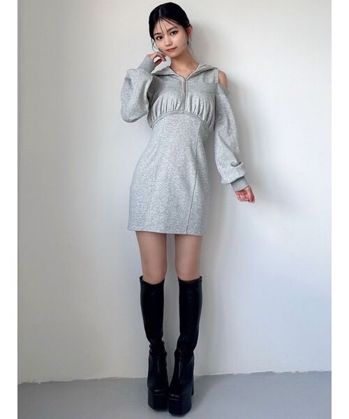 RESEXXY（リゼクシー）の「レイヤードフーディミニワンピース（ワンピース・レディース・ブラック/ライトグレー/チャコールグレー・FREE）」の19枚目の写真