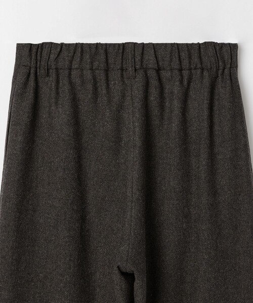 LOISIR(ロワズィール)の「エステルウールエターミンクロップドパンツ(その他パンツ・レディース・ブラウン・40/38/36)」の4枚目の写真