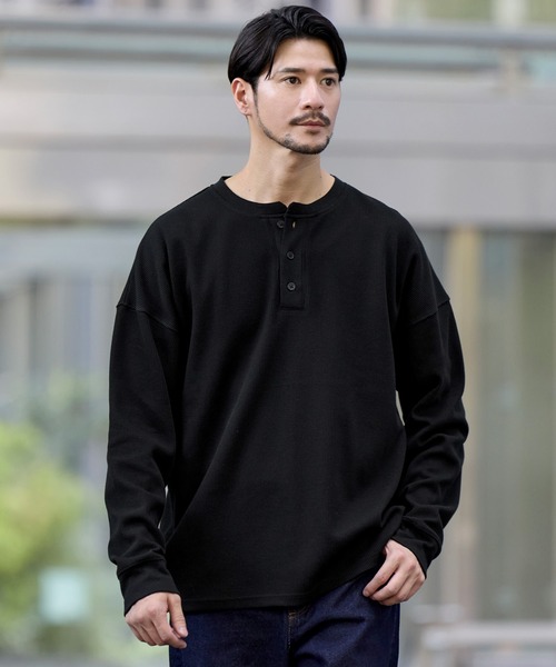 SPU（スプ）の「抗菌防臭ワッフルクルーネック＆ヘンリーネックロンT（Tシャツ/カットソー・メンズ・ホワイト/ブラック系/チャコール/ホワイト系/ブラック/グレー系・S/M/L/XL）」の4枚目の写真
