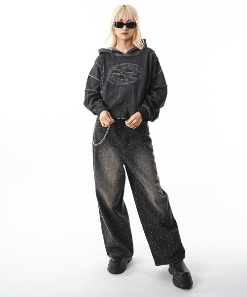 SHORT ROUND(ショートラウンド)の「SHORT ROUND/【25年秋冬新作】スーパーバギーラインストーンデニムパンツ(デニムパンツ・メンズ・コバルトブルー/ブラック系3・MEDIUM/LARGE)」の5枚目の写真