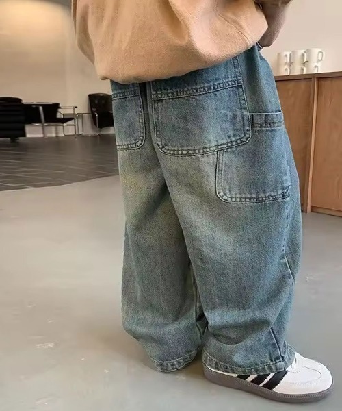 Bambin(ボンバン)の「【 Bambin / ボンバン 】 ヴィンテージカラー ペインター デニムパンツ(デニムパンツ・キッズ・ブルー・100/110/120/130)」の1枚目の写真