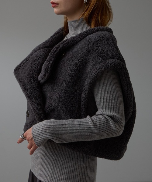 r.（アールドット）の「テディボア　ノーカラーショートベスト（その他アウター・レディース・キャメル/モカ/チャコールグレー/ライトベージュ・FREE）」の8枚目の写真