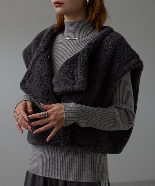 r.（アールドット）の「テディボア　ノーカラーショートベスト（その他アウター・レディース・キャメル/モカ/チャコールグレー/ライトベージュ・FREE）」の5枚目の写真