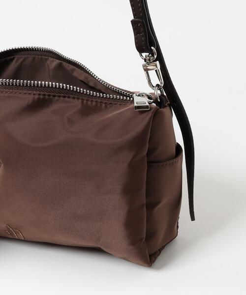 RODE SKO(ロデスコ)の「hun RODESKO Dual pouch(ショルダーバッグ・レディース・ブラック/ブラウン・ONE)」の4枚目の写真