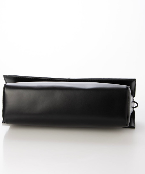 cache cache(カシュ カシュ)の「カシュカシュ cachecache / 横長スムース2wayショルダーバッグ(ショルダーバッグ・レディース・ブラック/アイボリー・FREE)」の11枚目の写真