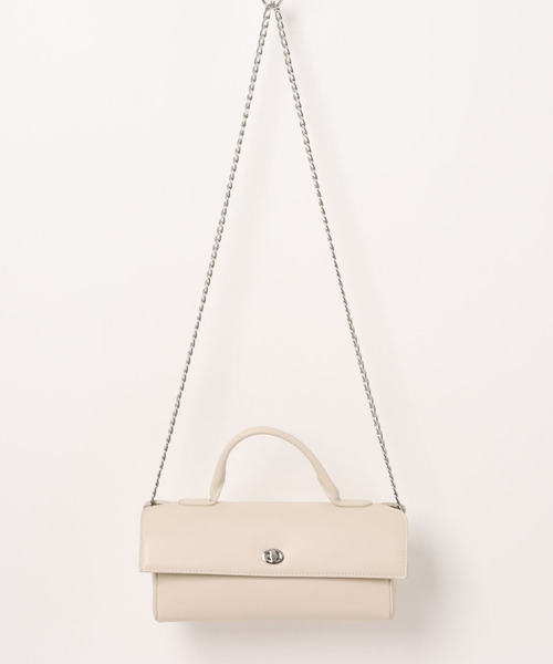 cache cache(カシュ カシュ)の「カシュカシュ cachecache / 横長スムース2wayショルダーバッグ(ショルダーバッグ・レディース・ブラック/アイボリー・FREE)」の8枚目の写真