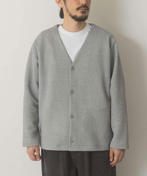 ITEMS URBANRESEARCH(アイテムズ アーバンリサーチ)の「ジオメジャカード カットソーカーディガン(カーディガン/ボレロ・メンズ・ブルー系その他/グレー/ブラック・MEDIUM/LARGE)」の13枚目の写真