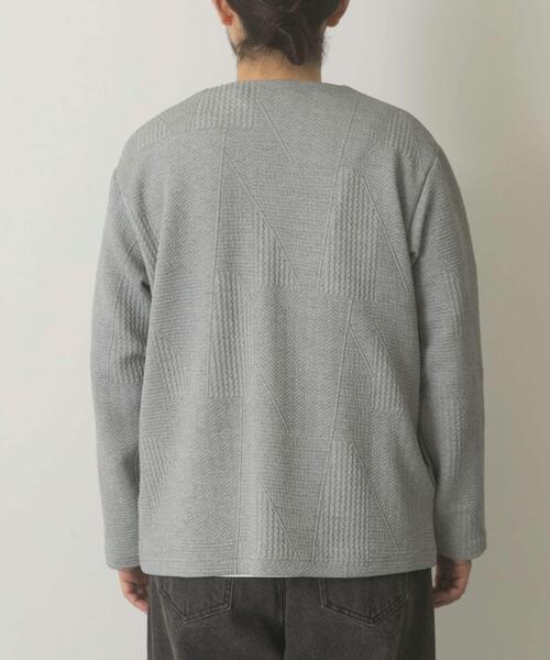 ITEMS URBANRESEARCH(アイテムズ アーバンリサーチ)の「ジオメジャカード カットソーカーディガン(カーディガン/ボレロ・メンズ・ブルー系その他/グレー/ブラック・MEDIUM/LARGE)」の15枚目の写真