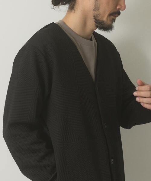 ITEMS URBANRESEARCH(アイテムズ アーバンリサーチ)の「ジオメジャカード カットソーカーディガン(カーディガン/ボレロ・メンズ・ブルー系その他/グレー/ブラック・MEDIUM/LARGE)」の5枚目の写真