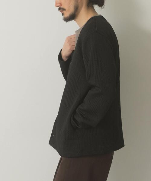 ITEMS URBANRESEARCH(アイテムズ アーバンリサーチ)の「ジオメジャカード カットソーカーディガン(カーディガン/ボレロ・メンズ・ブルー系その他/グレー/ブラック・MEDIUM/LARGE)」の7枚目の写真