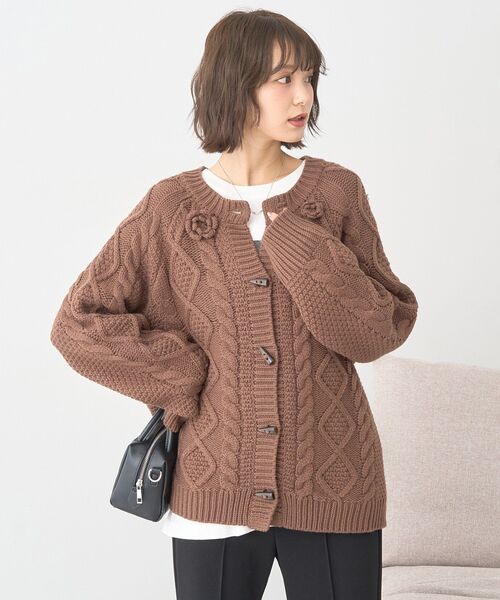 セール】フラワーモチーフトグルボタンニットカーディガン