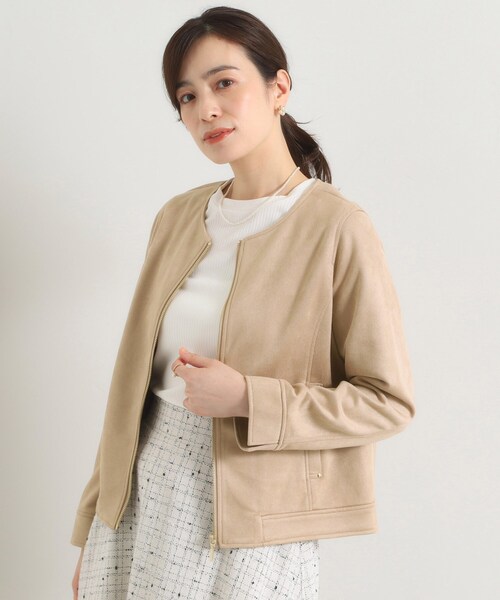 ITS'DEMO(イッツデモ)の「カットフェイクスエードジャケット(ノーカラージャケット・レディース・ベージュ/ナチュラル/ベビーピンク・00)」の1枚目の写真
