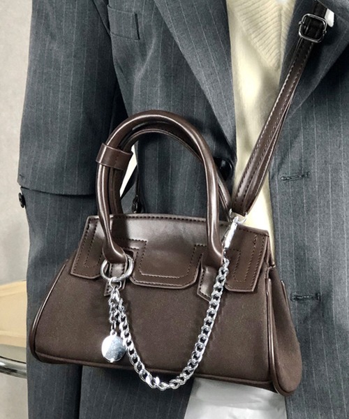 c.u.l（シーユーエル）の「2WAY チェーンデザイン レザーライク ショルダーハンドバッグ cula1314（ハンドバッグ・レディース・ブラック/ブラウン・FREE）」の2枚目の写真